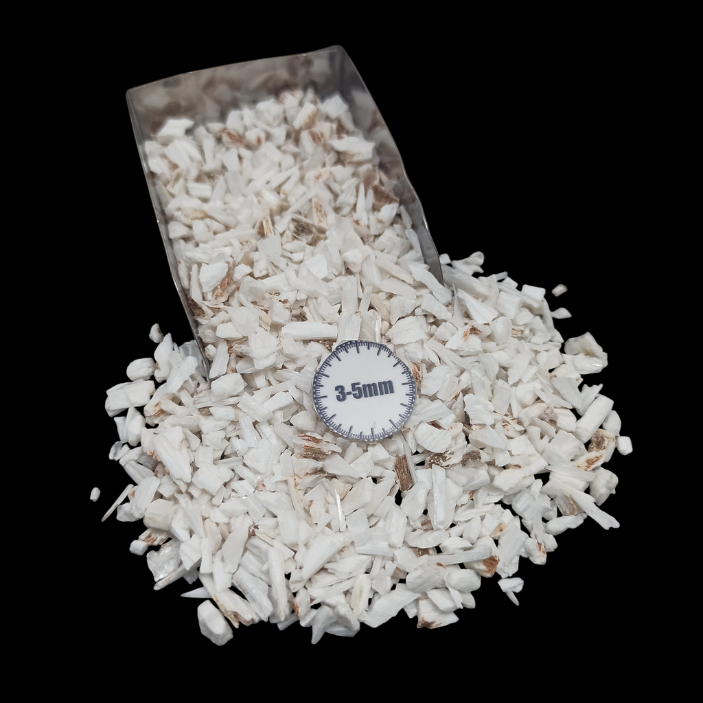 GRADELYGEMS Scolecite Bold Crushed Stone 3-5mm for Vase Fillers, Jewelry Design, Resin Art & Decor